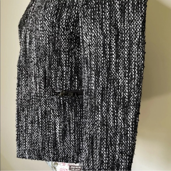 Ladies DECJUBA Black White Wool Blend Blazer Size 10 Zippered Pockets Lined - Picture 4 of 12
